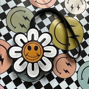 New Darling Smiley Face Leather Bag Charm
